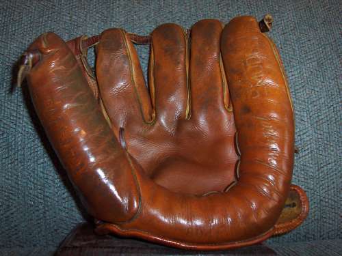 Sullivan Model Stall & Dean Front